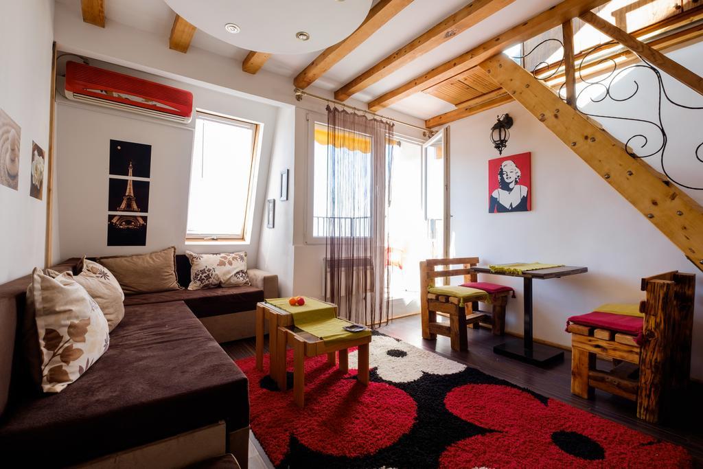 14 Apartment